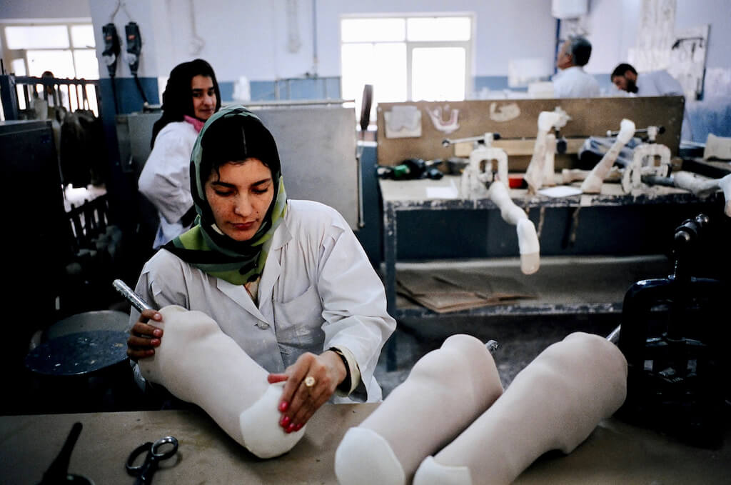 ICRC Afghanistan technician prosthesis